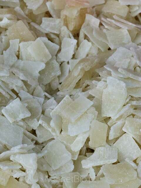 Suszone owoce – zdrowa i naturalna przekąska pełna witamin i błonnika Mieszanka suszonych owoców – morele, rodzynki i inne naturalne produkty bez dodatku cukru